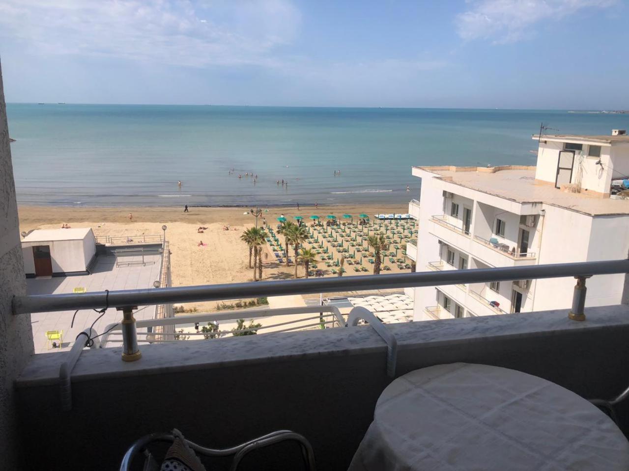 Seaside Apartment Best Durres Ngoại thất bức ảnh