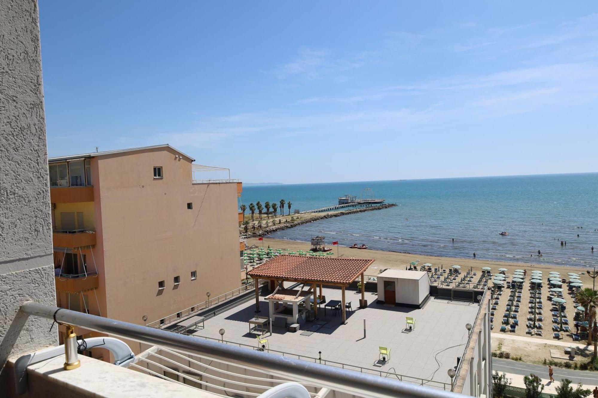 Seaside Apartment Best Durres Ngoại thất bức ảnh